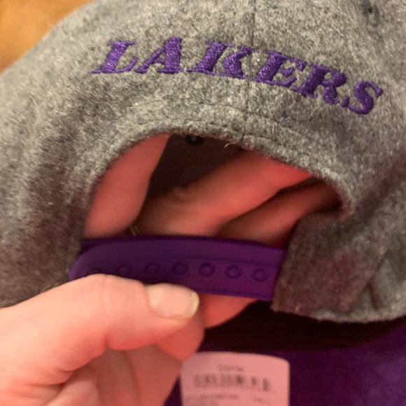Lakers Purple and charcoal SnapBack - Picture 2 of 5